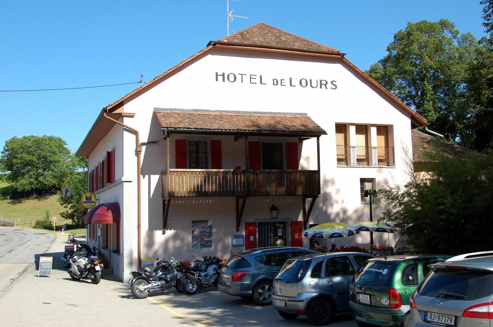Hotel De L'Ours ヴィトゥブフ エクステリア 写真