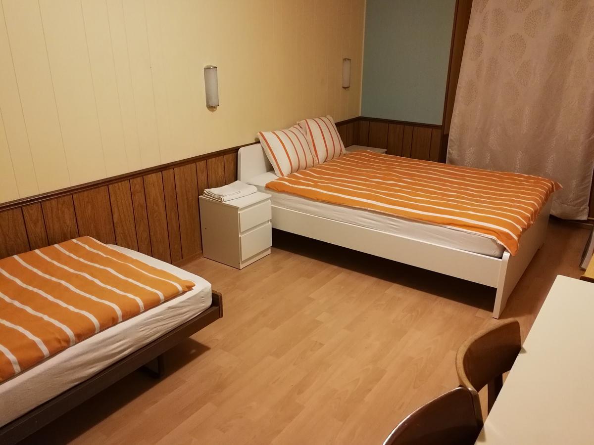 Hotel De L'Ours ヴィトゥブフ エクステリア 写真